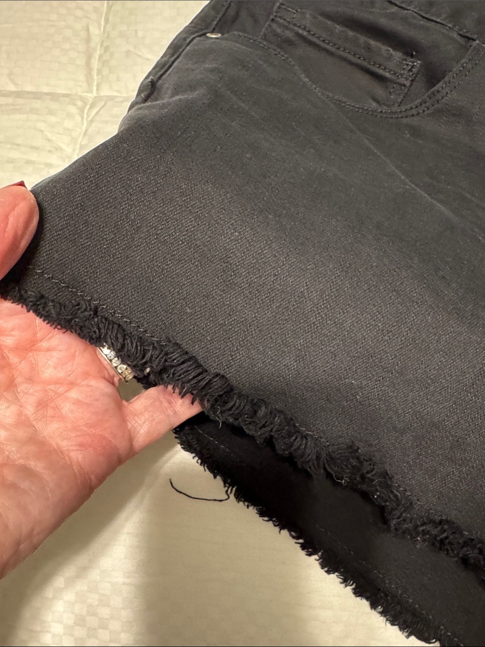 Melrose and Market Black Denim Frayed Hem Women's Shorts 31 - Picture 4 of 5